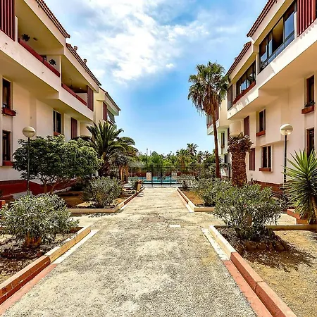 Two Bedrooms In Las Americas Apartment *